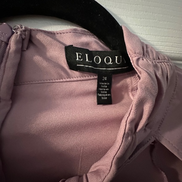 NWT Eloquii Dusty Pink Blouse – 3X – High Neck, Back Zip, Peekhole Detail - Picture 2 of 7